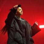 Pour son retour, Eva Queen mise sur une méga star du rap francophone (à la surprise générale)