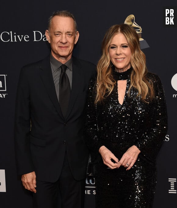 Tom Hanks et sa femme Rita Wilson - People au photocall des "Clive Davis Pre-Grammy" à Los Angeles. Le 4 février 2023