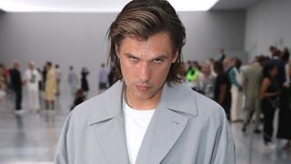 Orelsan, Gringe, Angèle, Jonathan Cohen et... Pharrell Williams réunis : cet incroyable titre fait par une IA est plus vrai que nature