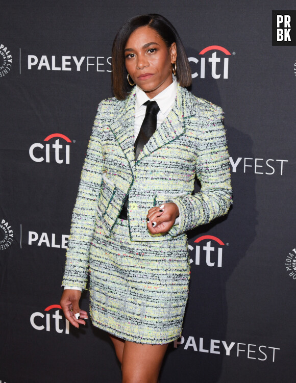 Kelly McCreary. - Photocall de la série "Grey's Anatomy" lors du PaleyFest 2023 à Los Angeles, le 2 avril 2023.