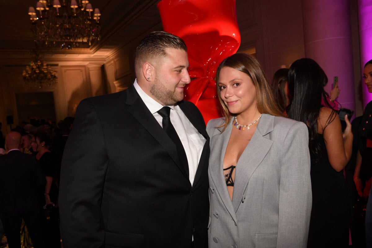 Photo : Nicolas Scuderi et Daniela Pinto (Nicocapone) - Soirée du Grand  Dîner Trophée Forbes au Four Seasons Hôtel George V Paris le 30 septembre  2022. © Coadic Guirec - Rachid Bellak  Bestimage - PureBreak