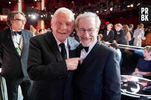 Anthony Hopkins et Steven Spielberg aux Oscars à Los Angeles, le 27 mars 2022.