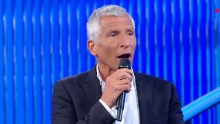 N'oubliez pas les paroles : malaise sur le plateau, Nagui dévoile qu'une erreur historique a été causée par la production (faussant le parcours d'une candidate)