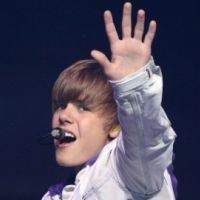 Justin Bieber ... Toujours au top avec &#039;&#039;Never Say Never The Remixes&#039;&#039;