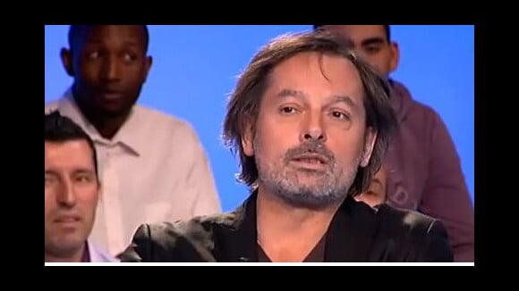 Christophe Alévêque ... Il clash violemment Carla Bruni (vidéo)