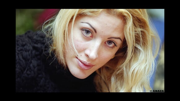 Loana ... elle balance sur deux anciens de Carré Viiip