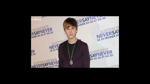 Justin Bieber ... scandalisé par les paparazzis à Israël (VIDEO)