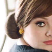 Adele... Les Prêtres prennent sa place de numéro 1