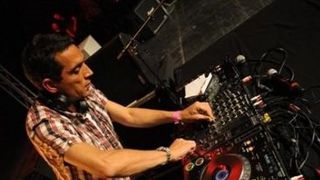 Antoine Clamaran et l'après Stick Shift ... Deeper Love, son nouveau tube (AUDIO)