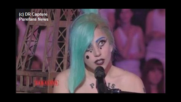 Lady Gaga VIDEO ... Son impro en français à Taratata