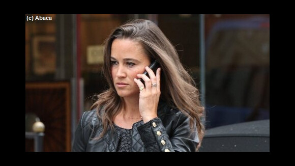 PHOTOS - Pippa Middleton dans les rues de Londres