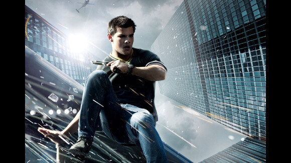 EXCLU : un nouvel extrait d’Identité Secrète avec Taylor Lautner (VIDEO)
