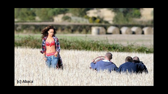 Rihanna et son clip We Found Love : sur le tournage avec ses fans (VIDEO)