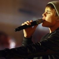 Justin Bieber à Paris : Laurence Ferrari l'accueille dans le JT de TF1