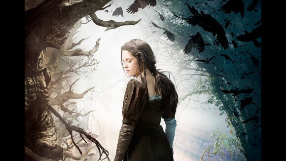 Blanche Neige et le Chasseur : Kristen Stewart guerrière survoltée dans la bande annonce (VIDEO)
