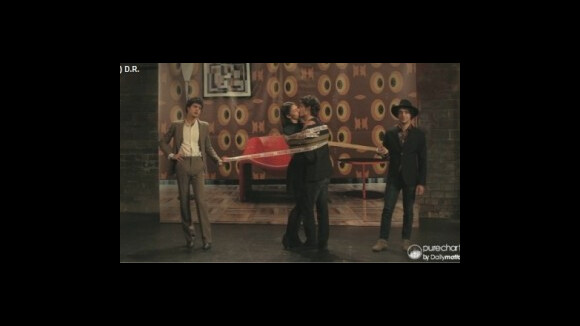 Les BB Brunes dans Taratata : ''Cul et chemise'' en LIVE et un duo avec Josephine de la Baume