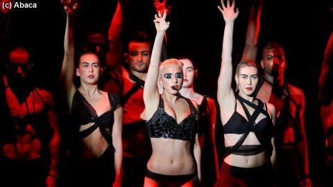 Lady Gaga De Maman Monster A Mere Noel Gros Cadeau Pour Papa Purebreak