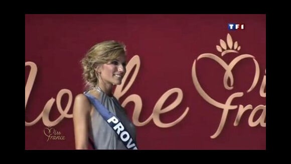 Miss France 2012 : Le premier défilé officiel des candidates (VIDEO)