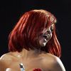 Rihanna et ses cheveux rouges