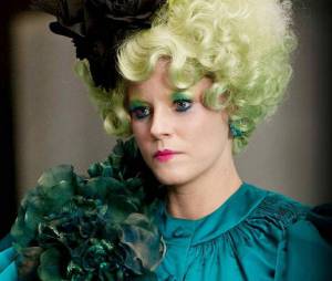 Elizabeth Banks joue Effie dans Hunger Games