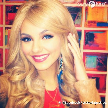Victoria Justice passe au blond