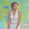 Taylor Swift se la joue Marilyn aux Teen Choice Awards