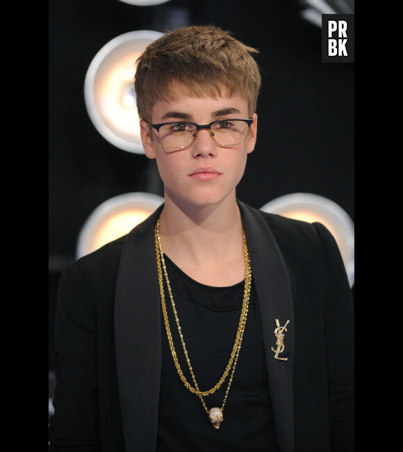 Justin Bieber n'est pas non plus reparti les mains vides des Kids Choice Awards 2012
