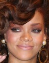Rihanna comprend la réaction de ses fans