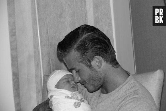 Harper Beckham dans les bras de son papa David