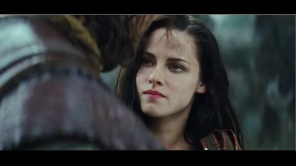Kristen Stewart warrior de choc dans Blanche Neige et Le Chasseur ! (VIDEO)