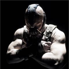 The Dark Knight Rises : nouveau fail de Bane ! Tom Hardy taillé sur son physique ...