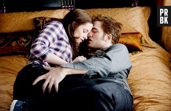 Edward et Bella n'arrêtent pas de se toucher