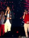 Les 1D interprètent Moments !