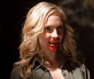 Caroline devient vampire !