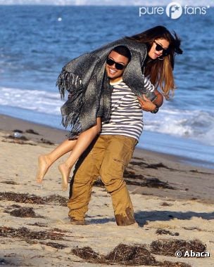 Selena Gomez s'éclate avec un pote de Justin Bieber