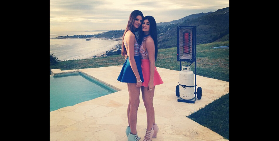 Kendall et Kylie Jenner sont presque identiques !