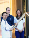 Kate Middleton, les deux Princes et la flamme olympique