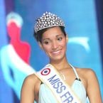 Cindy Fabre enceinte : un baby sous le sapin à Noël pour l'ex Miss France !