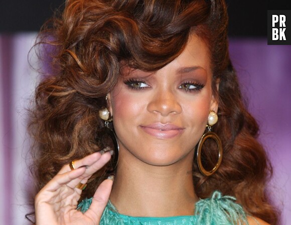 Quand Rihanna pense à Chris Brown, elle perd son joli sourire...