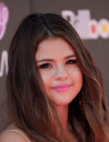 Après tout, Selena Gomez a bien le droit d'avoir chaud !