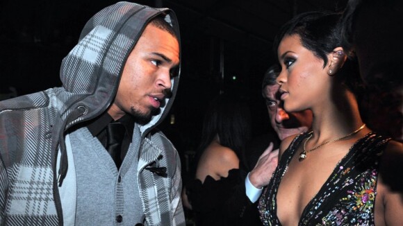 Rihanna et Chris Brown : leur bisou provoque la colère de certains fans sur Twitter