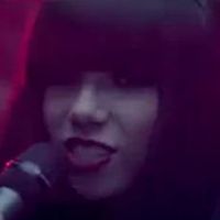 Carly Rae Jepsen : This Kiss, un extrait en mode galoche avant le clip ! (VIDEO)