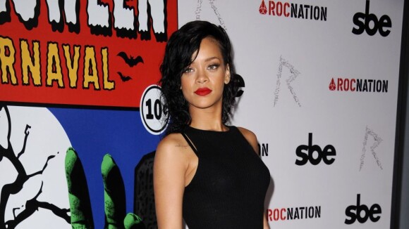 Rihanna : finalement pas en couple avec Chris Brown ? WTF !
