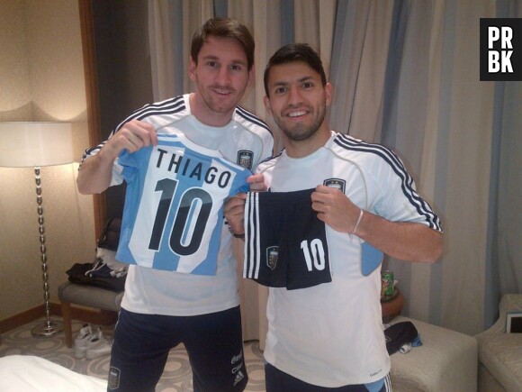 Sergio Agüero offre un cadeau de naissance à Lionel Messi
