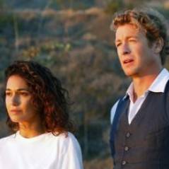 Mentalist saison 5 : John Le Rouge de retour dans l'épisode 8 réalisé par Simon Baker ! (VIDEO)