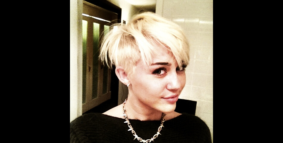 Miley Cyrus aime aussi lorsque c&#039;est elle qui se prend en photo !
