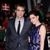 Robert Pattinson et Kristen Stewart n'aiment pas les paparazzi