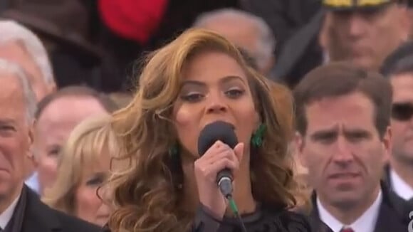 Beyoncé chante pour Obama : une prestation 100% émouvante de l'hymne US