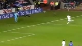 Eden Hazard frappe un ramasseur de balles : enfin un successeur pour Cantona ?