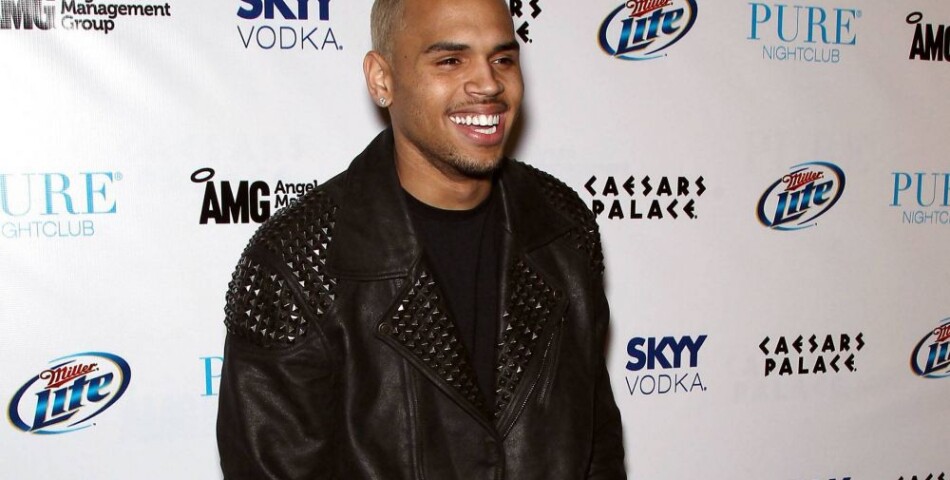 Chris Brown se compare à Jésus.